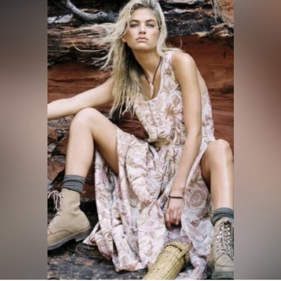 Spell & The Gypsy Jungle Sundress Size S - Picture 7 of 16